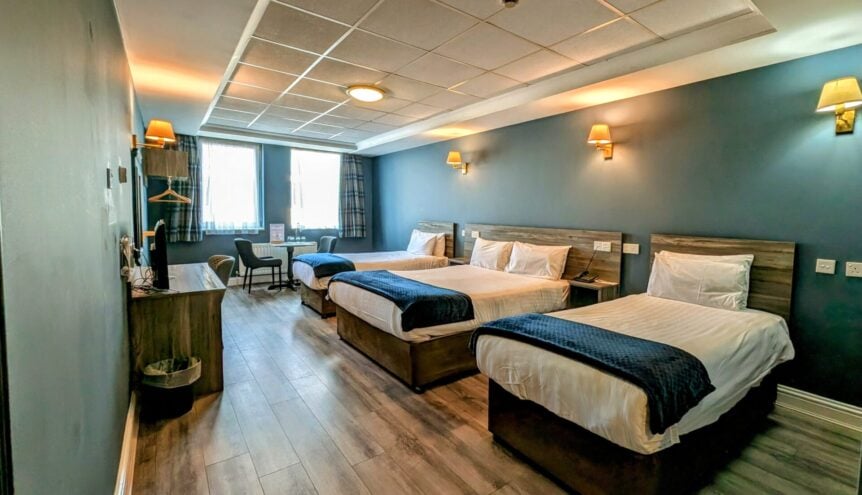 Family room KTT